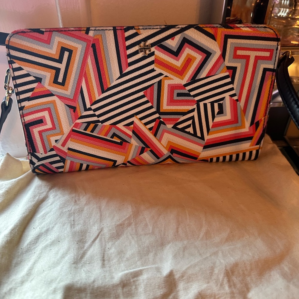 -SOLD- Tory Burch Crossbody bag